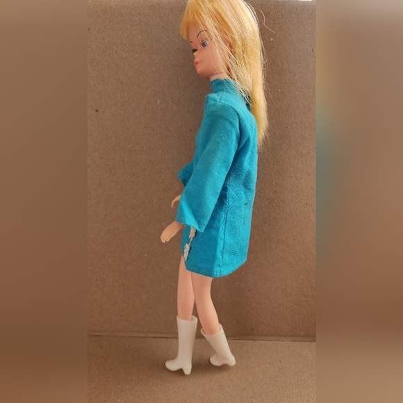 Peggy Ann 11.5" Doll  1960s In Groovy Fashions Dress "Barbie Clone" & Swimsuit - Picture 3 of 9